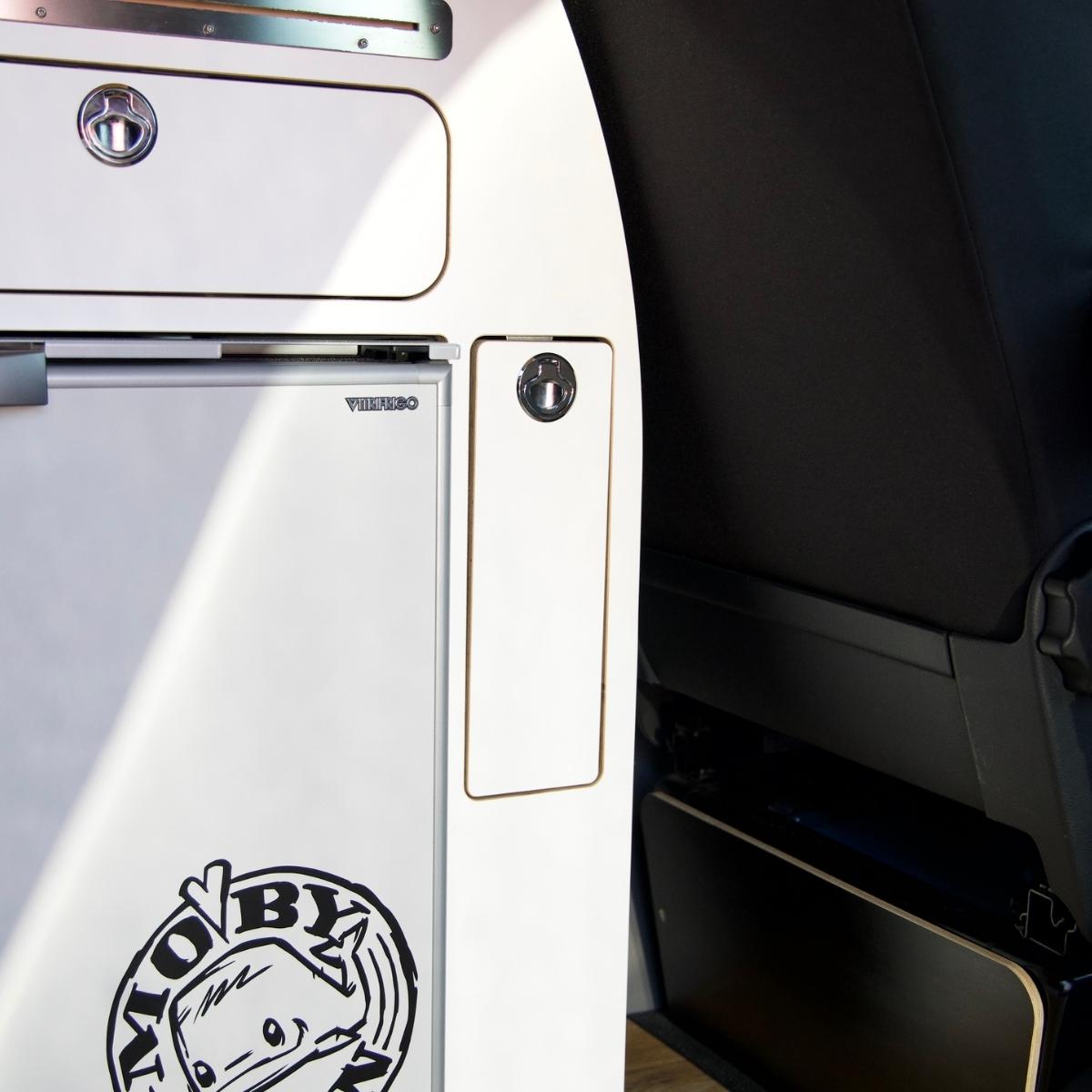 MobyOne Kaffeeauszug Küchenzeile für Nespresso Maschine