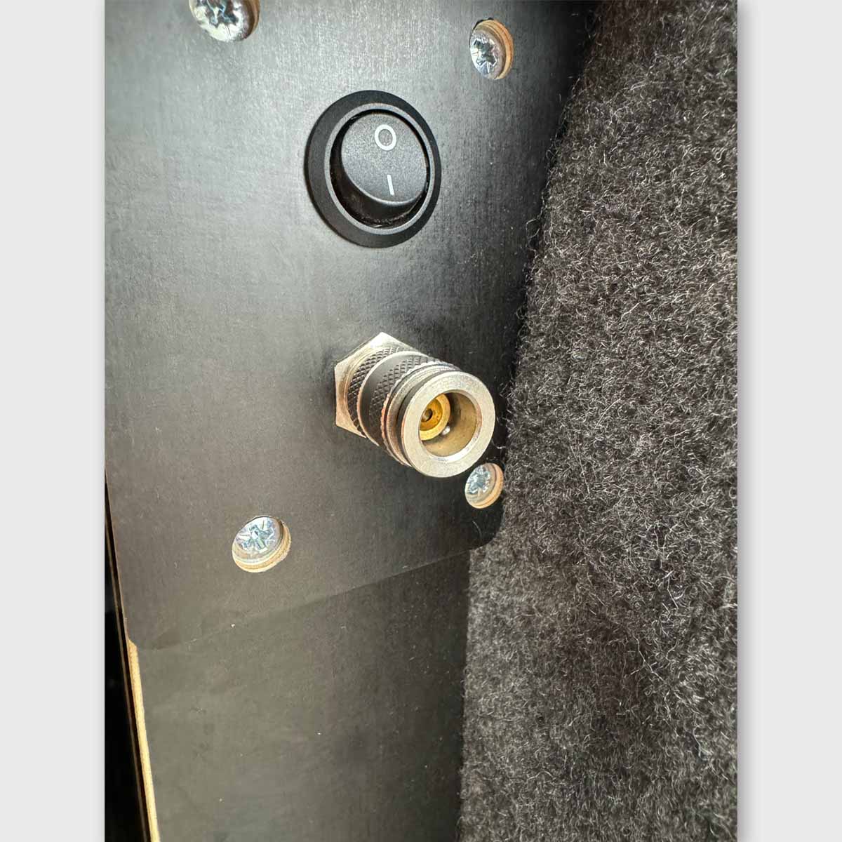 Queensize Camper Quick Connector "Bulkhead Mount" with 10mm Hose Barb