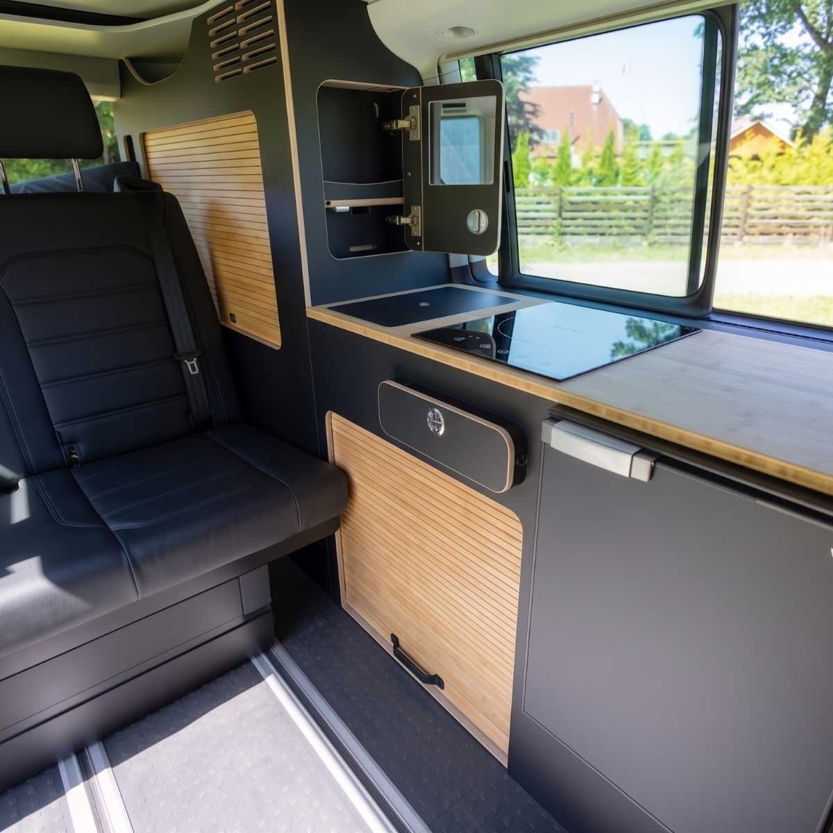 Schranksystem CaliOne VW T5 - T6 California Beach eine Schiebetür rechts