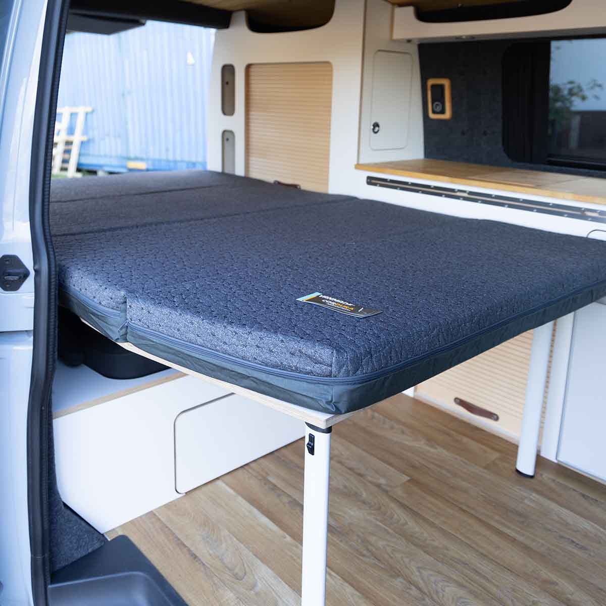 camper bett klappbar MobyOne Bettsystem VW T5–T6.1 mit Matratze