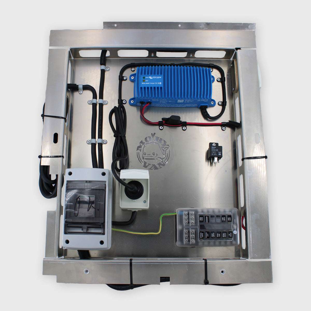 Elektrobox Einbaulösung inkl. Elektrokomponenten VW T5-T6.1