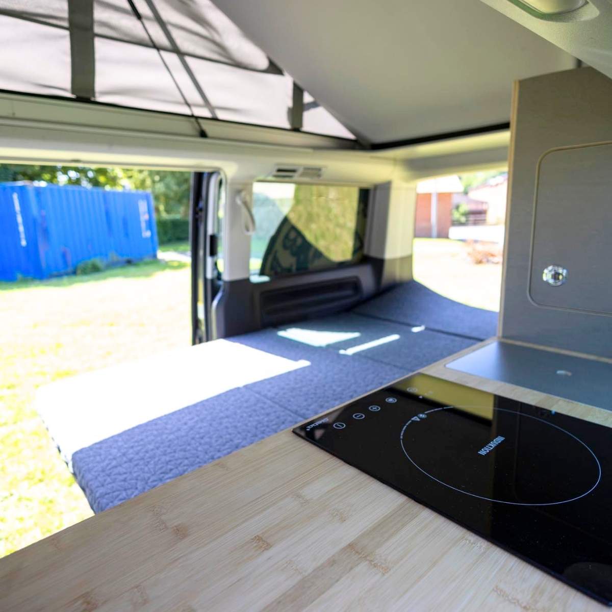 Schranksystem CaliOne VW T5 - T6 California Beach eine Schiebetür rechts