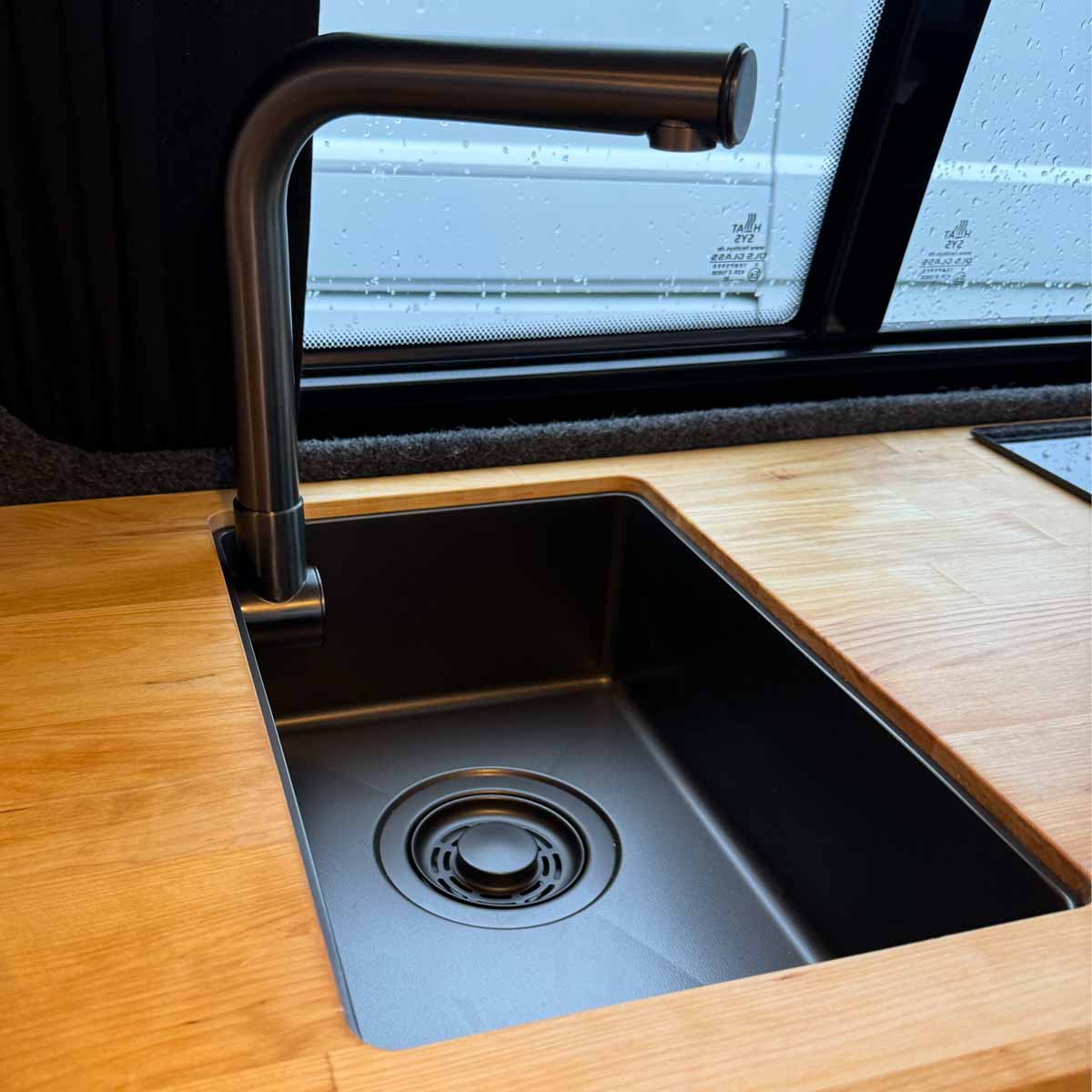 MobyOne Wasserpaket Queensize Camper Spüle + Zubehör